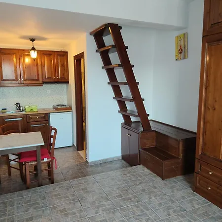 Asvestoti Ciel Fish House Apartment